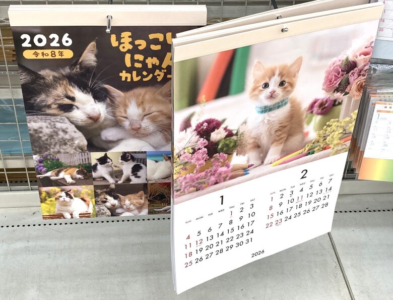 壁掛け猫カレンダー