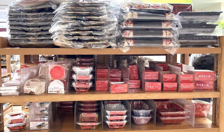 カップ、皿など