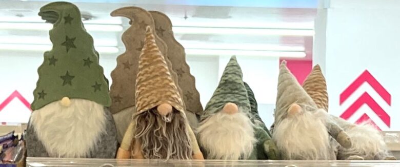 小人のぬいぐるみ