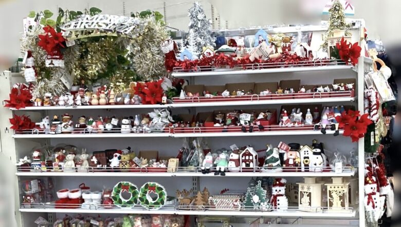 ダイソークリスマスグッズ売り場2025